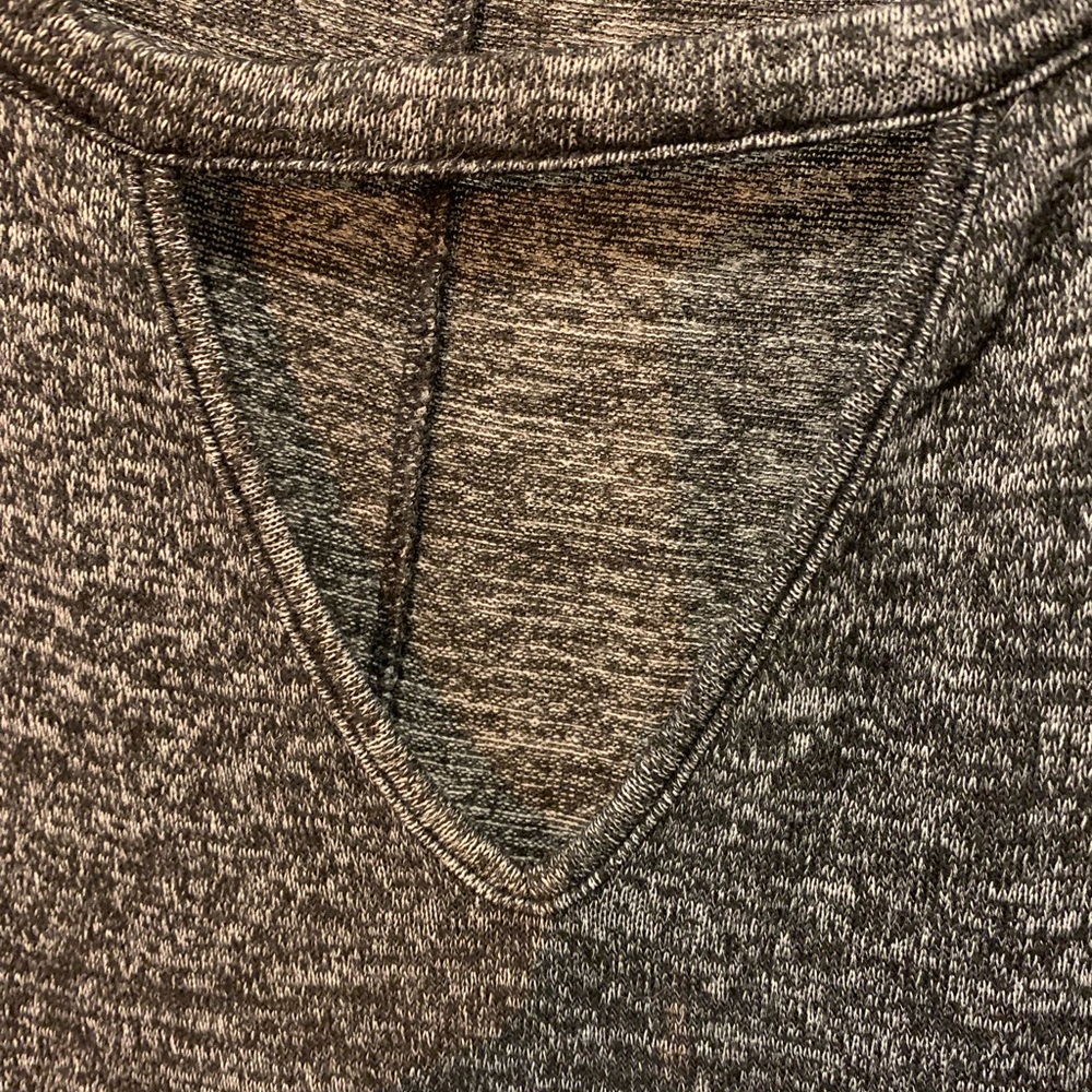 Keyhole Blouse - Picture 3 of 3